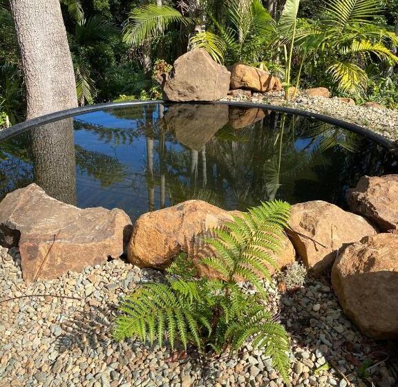 Вилла с 1 спальней и бассейном, Montville Misty View Cottages