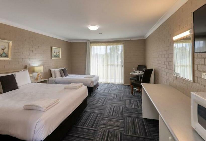 Номер Стандарт, Canowindra Riverview Motel