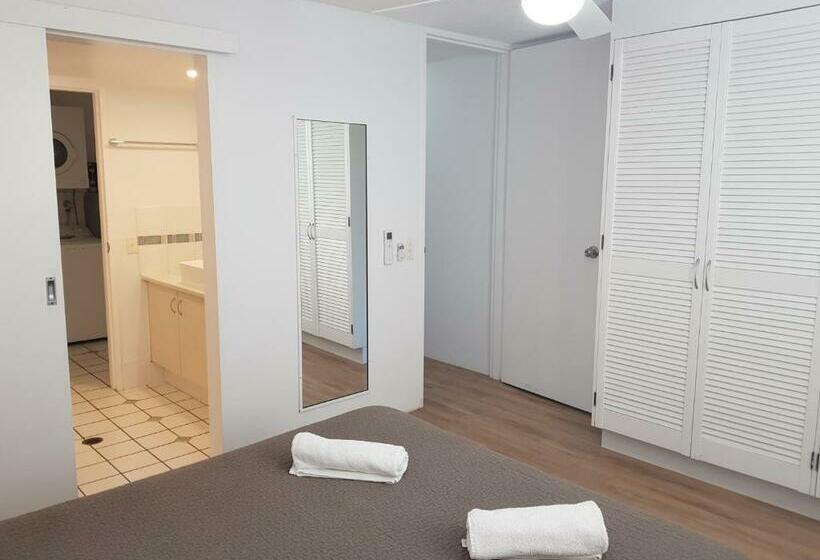 Апартаменты 3 Спальни Вид на Море, Casablanca Beachfront Apartments