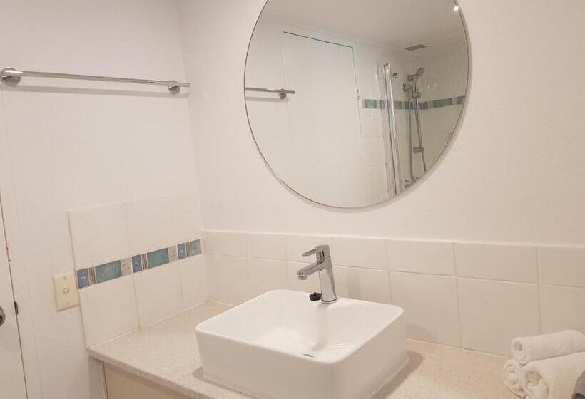 Апартаменты 3 Спальни Вид на Море, Casablanca Beachfront Apartments