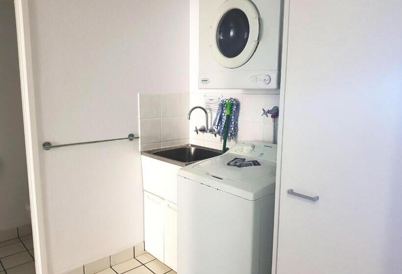 Апартаменты 3 Спальни Вид на Море, Casablanca Beachfront Apartments