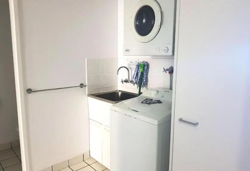 آپارتمان 2 خوابه با چشم‌انداز دریا, Casablanca Beachfront Apartments