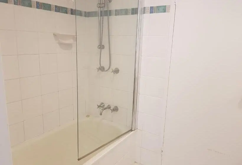 آپارتمان 2 خوابه با چشم‌انداز دریا, Casablanca Beachfront Apartments