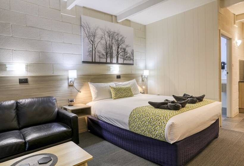 חדר אקזקיוטיב, Castle Creek Motel