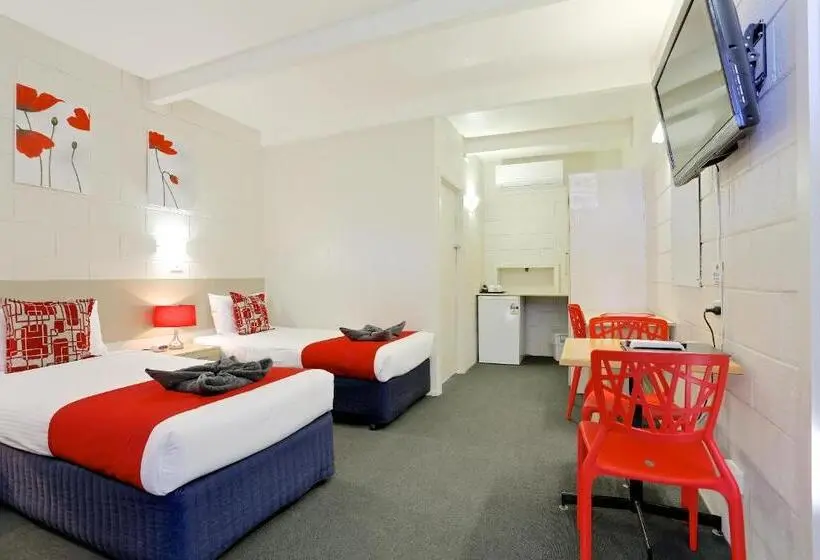 コネクティングルーム（家族用）。, Castle Creek Motel