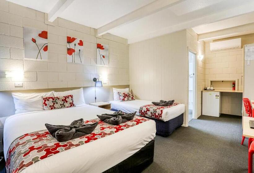 חדר משפחתי מקשר, Castle Creek Motel