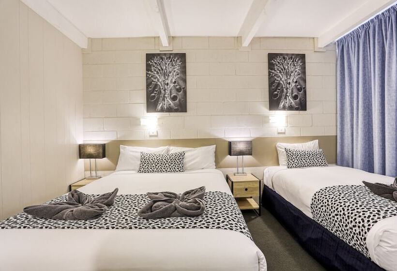 חדר אקזקיוטיב, Castle Creek Motel