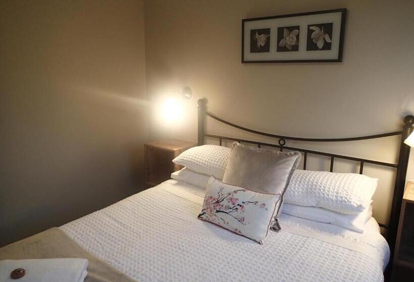 Апартаменты 2 Спальни, Dungowan Holiday Accommodation