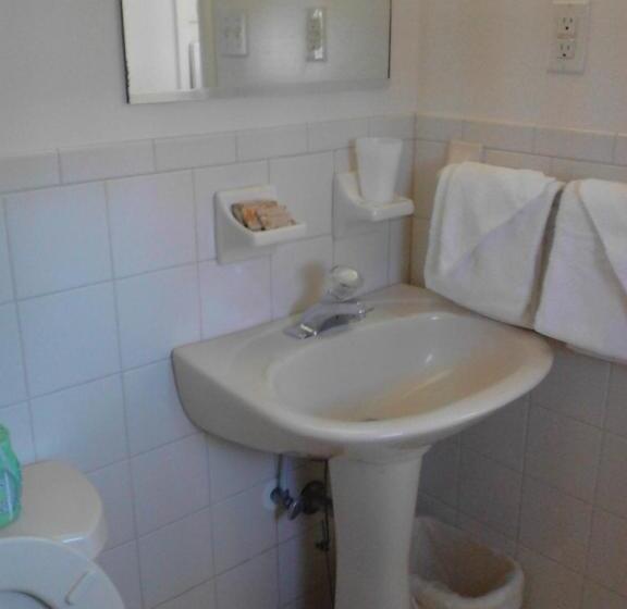 豪华房间, Fish Tales Boardwalk Inn & Ocean Mecca Motel