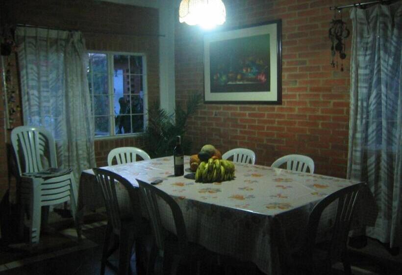 ４ベッドルームハウス, Finca El Ensueño