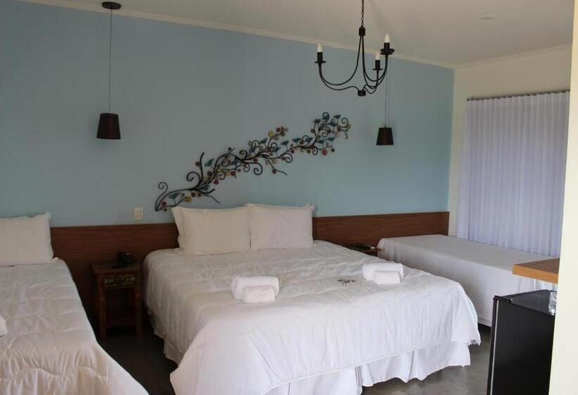 جناح, Parque Do Avestruz Eco Resort