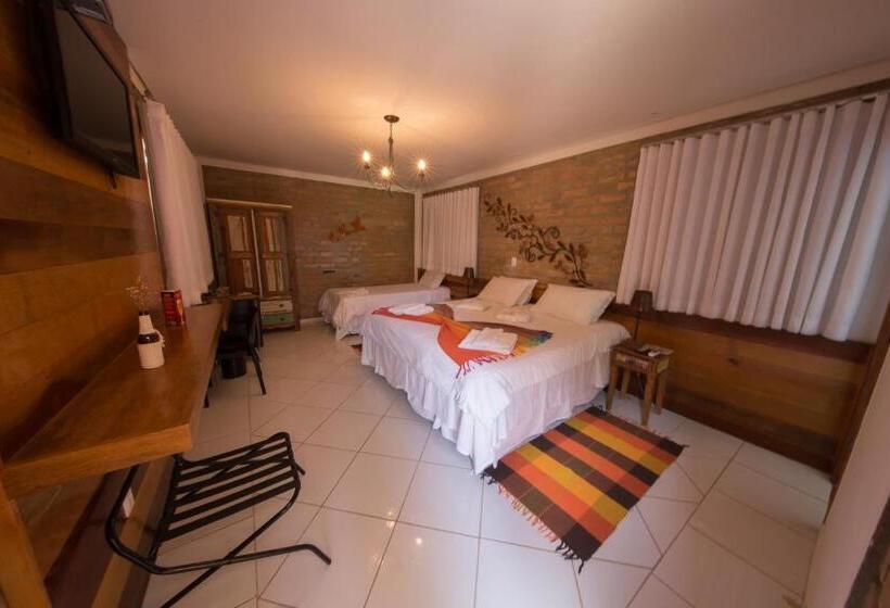 جناح مزود بجاكوزى, Parque Do Avestruz Eco Resort