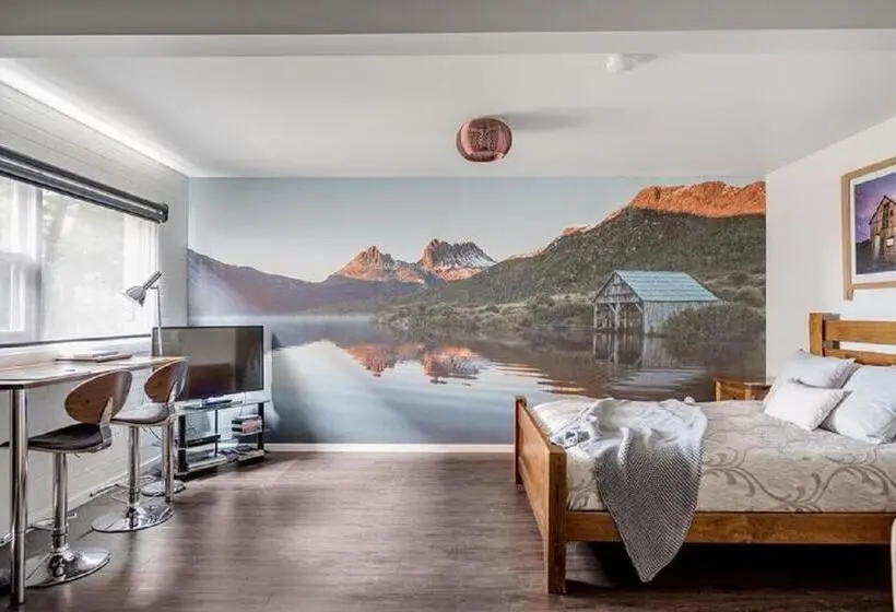 استودیو اجرایی, Jones On Wilson Boutique B&b