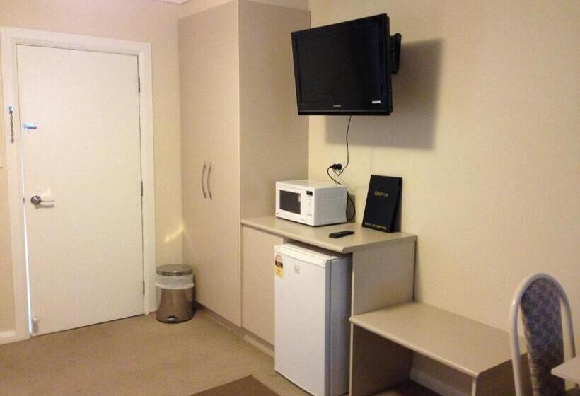 חדר סופריור, Mia Motel