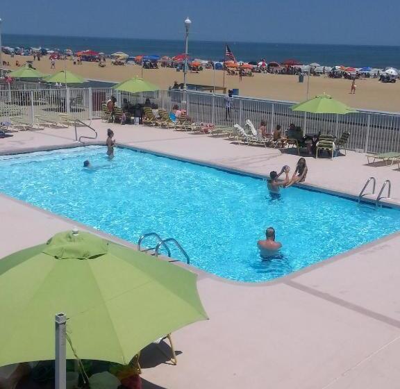 豪华房间, Fish Tales Boardwalk Inn & Ocean Mecca Motel