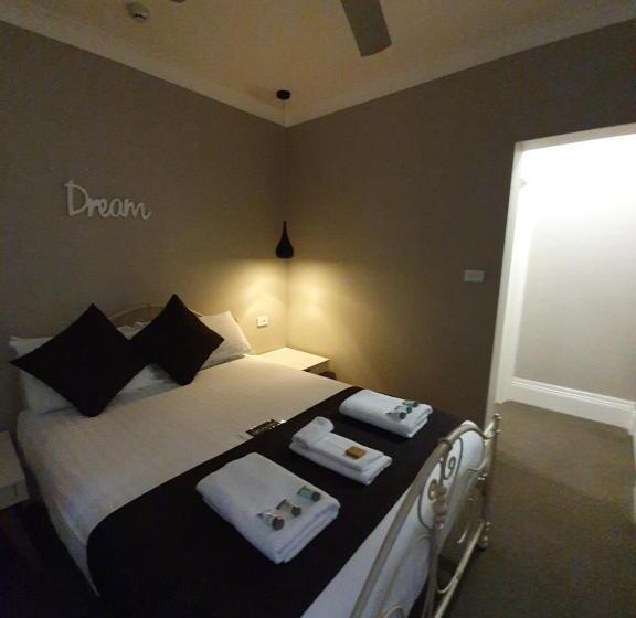 غرفة كومفورت, Grand