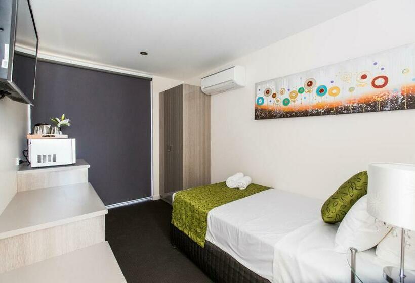 استودیو استاندارد با چشمانداز, Icon On Isa