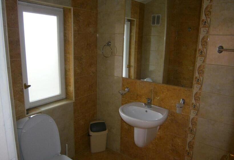 琮城市景观的豪华间, Guest House Hristovi