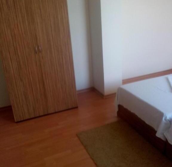 패밀리 룸, Guest House Hristovi