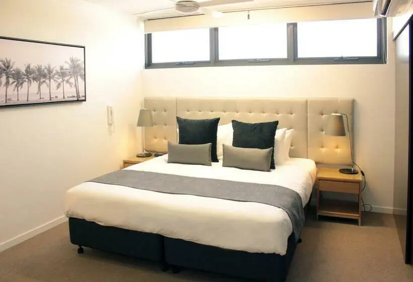 キングサイドベッドのスタンダードワンルーム, Pacific Sands Apartments Mackay