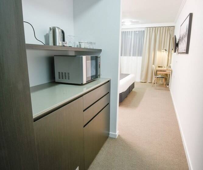 اتاق اجرایی, Pacific Sands Apartments Mackay