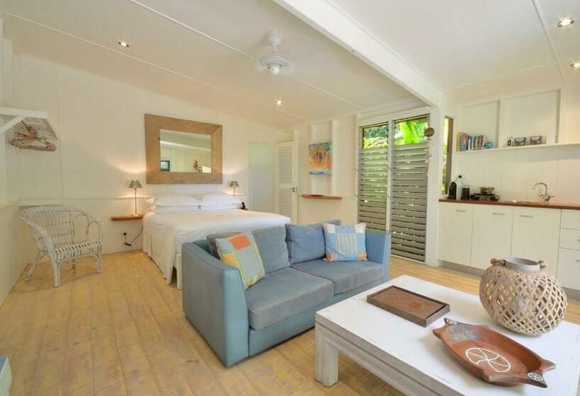 스탠다드 방갈로, Sejala Beach Huts