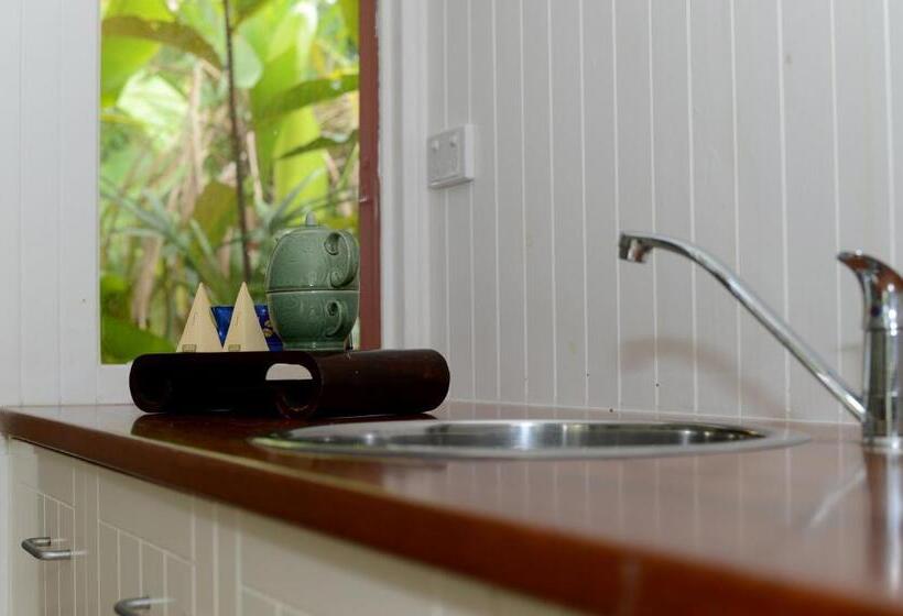 스탠다드 방갈로, Sejala Beach Huts