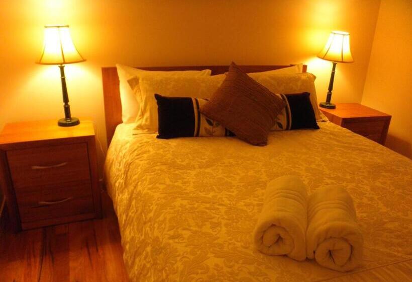 ４ベッドルームハウス, Wanderers Retreat