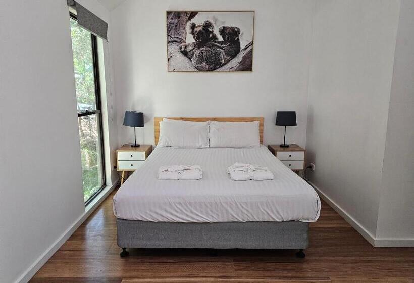 スタンダードスタジオ, Wanderers Retreat