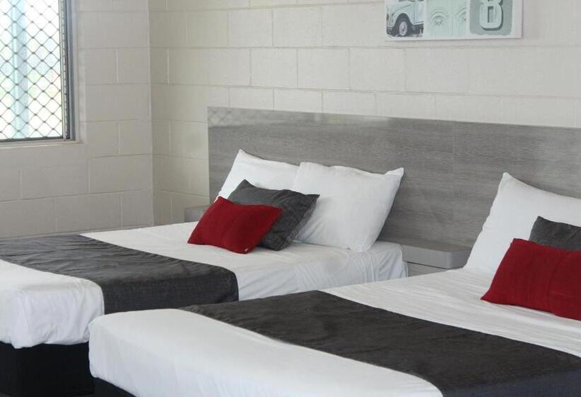 Номер Economy, Sarina Beach Motel