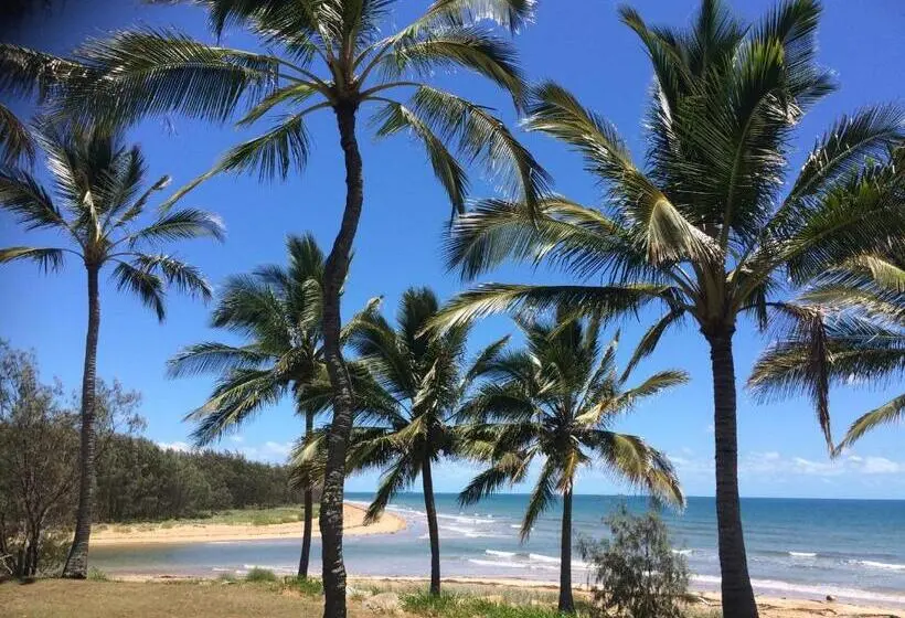 Standard Studio Sea View, Sarina Beach Motel