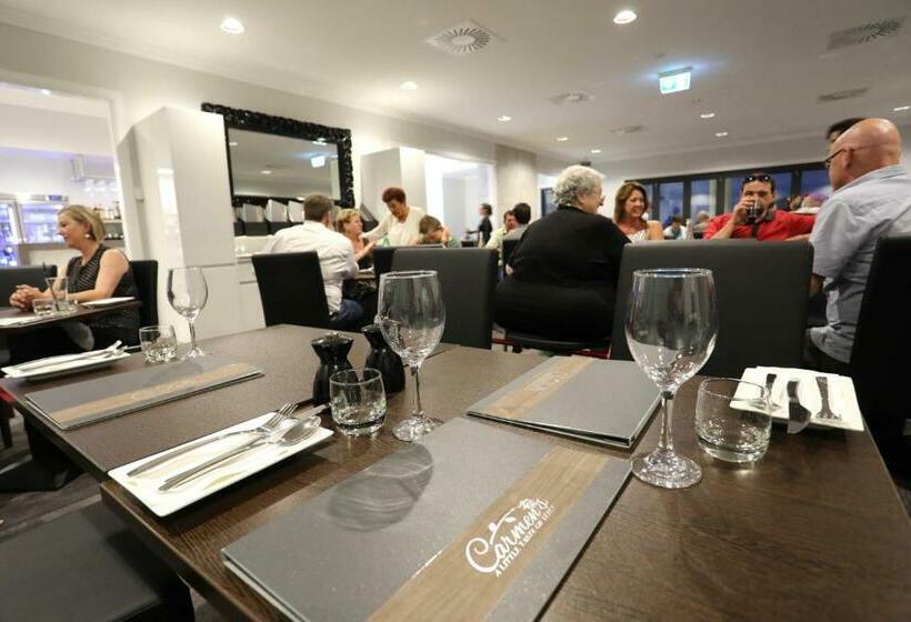 חדר סטנדרט מותאם לאדם עם מוגבלויות, Stockmans Motel