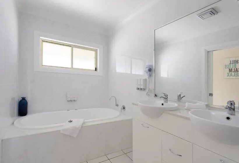 اتاق استاندارد با تخت بزرگ, Stockmans Motel