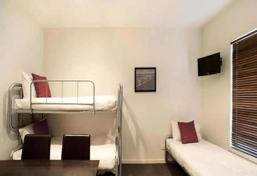 Executive-studio, The Waves Apartments