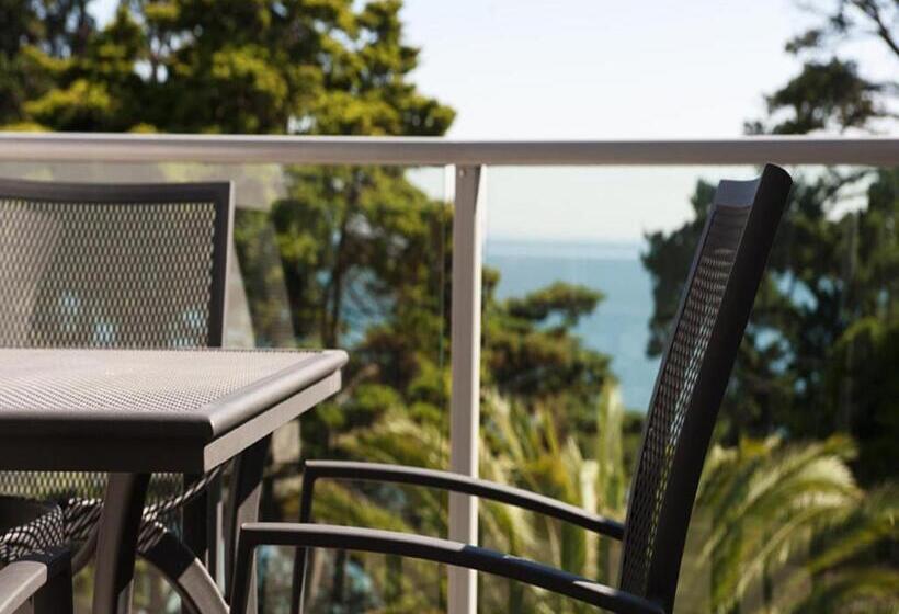 클래식 룸 바다 전망, The Waves Apartments