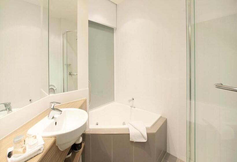 클래식 룸 바다 전망, The Waves Apartments