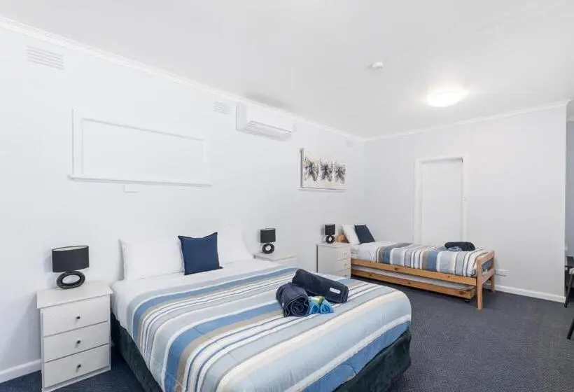 スタンダード４人部屋, Wattle Grove Motel Maryborough