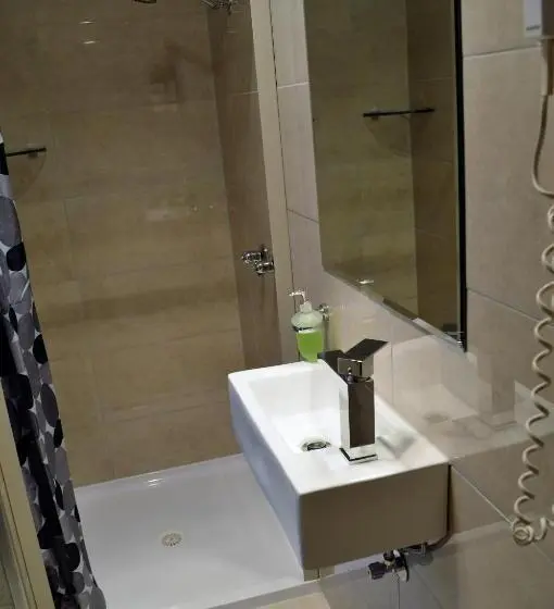 デラックスルーム, Wattle Grove Motel Maryborough