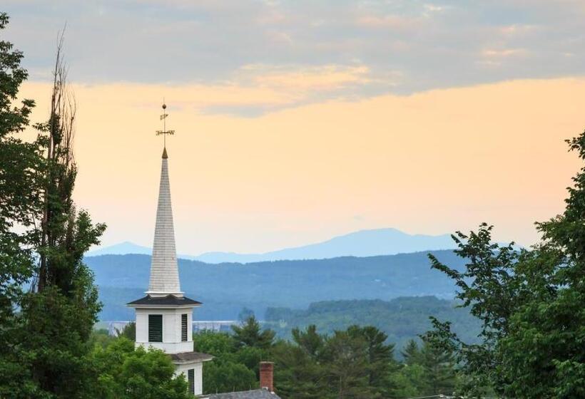 Номер Стандарт, Rabbit Hill Inn