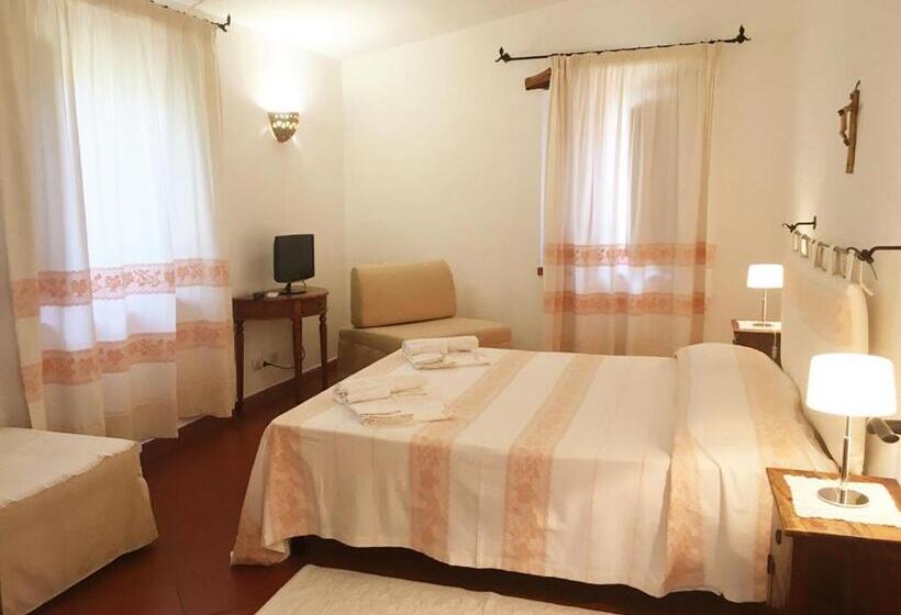 شقة غرفة واحدة, Il Vecchio Ginepro