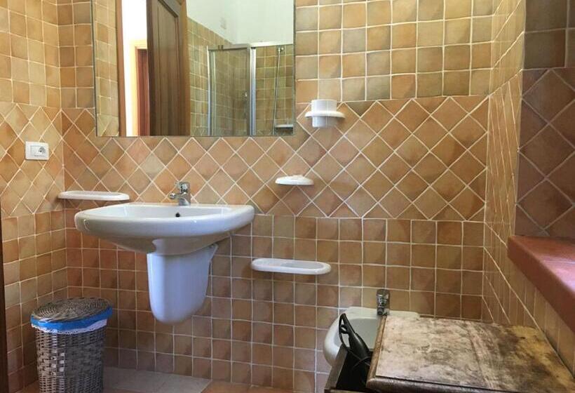 شقة غرفة واحدة, Il Vecchio Ginepro