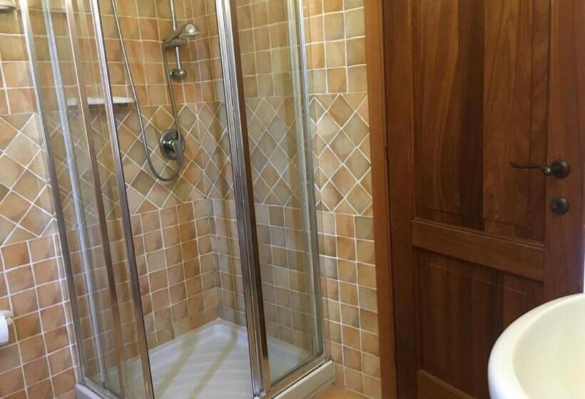 شقة غرفة واحدة, Il Vecchio Ginepro