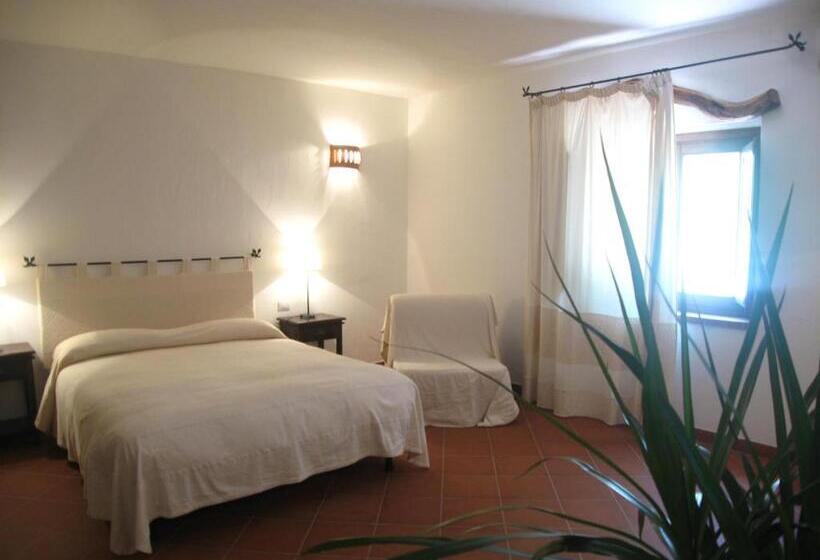 شقة غرفة واحدة, Il Vecchio Ginepro