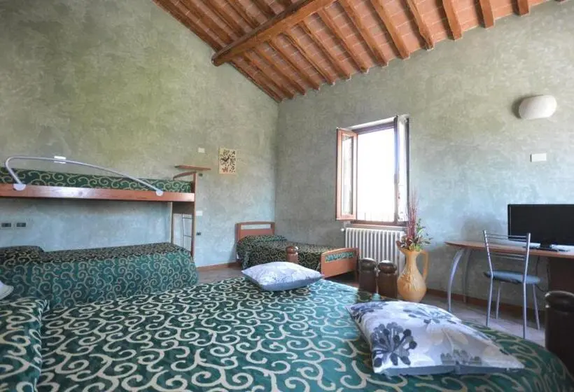 اتاق استاندارد چهار تخته, Ostello Villa Redenta