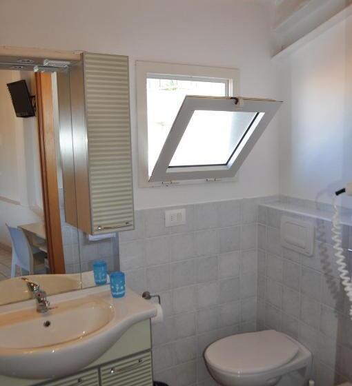 バルコニー付スタンダード4ベッドルーム, Albatros