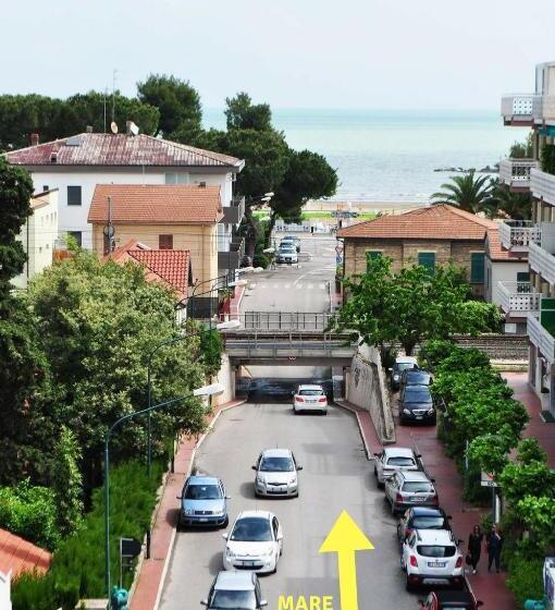 バルコニー付スタンダード4ベッドルーム, Albatros