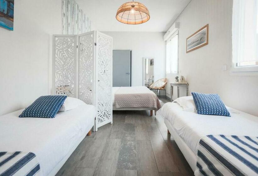 패밀리 룸, Hôtel De La Plage