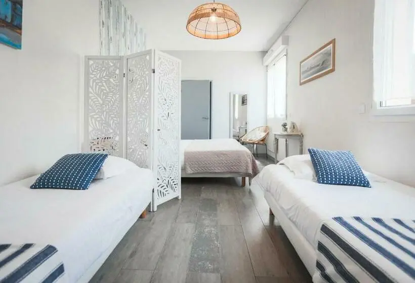 Perhehuone, Hôtel De La Plage