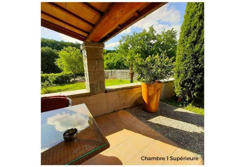 غرفة قياسية, Hôtel La Garenne