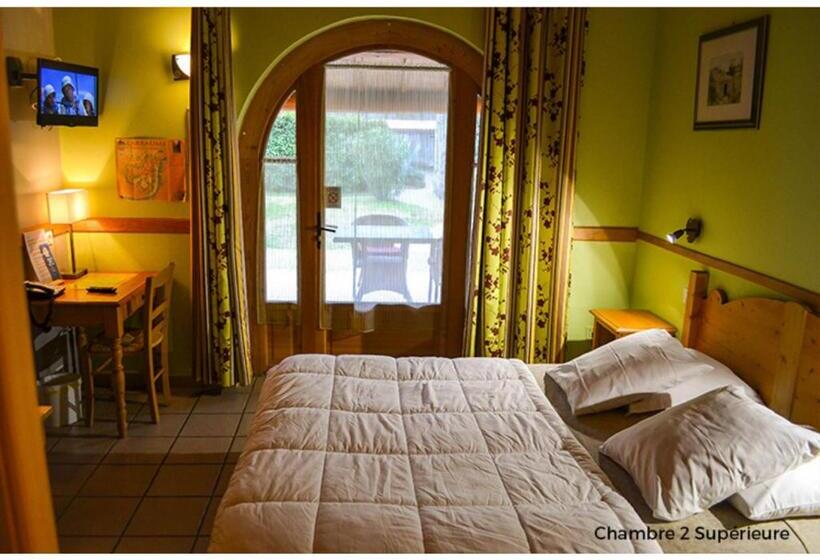 Номер Стандарт, Hôtel La Garenne